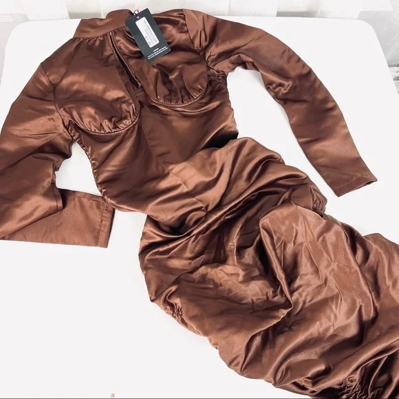 🌟SOLD PRETTYLITTLETHING Chocolate high neck underwire detail ruched midi 6 NEW - Picture 8 of 15